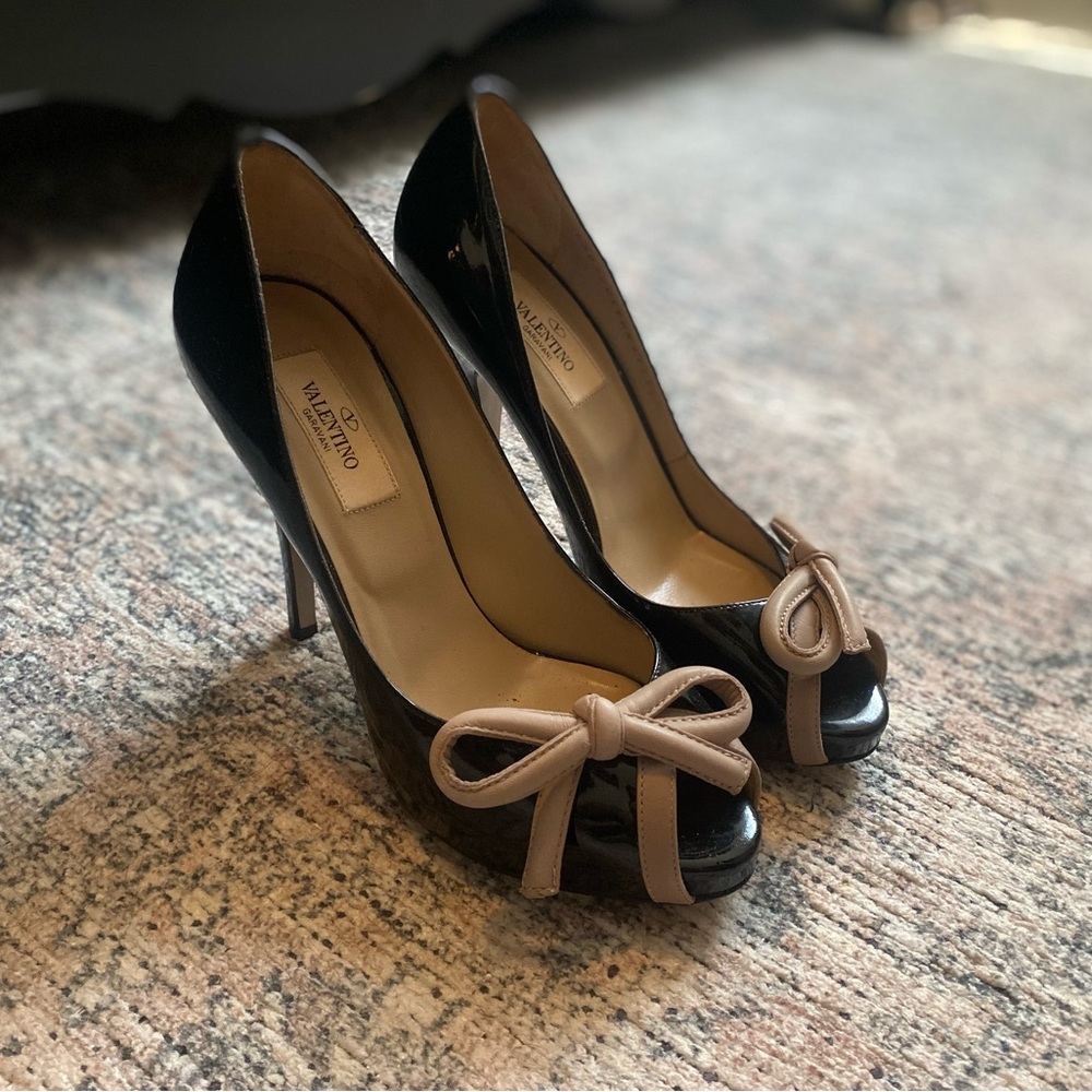 Valentino Black and Tan Peep-Toe Slingback Heels